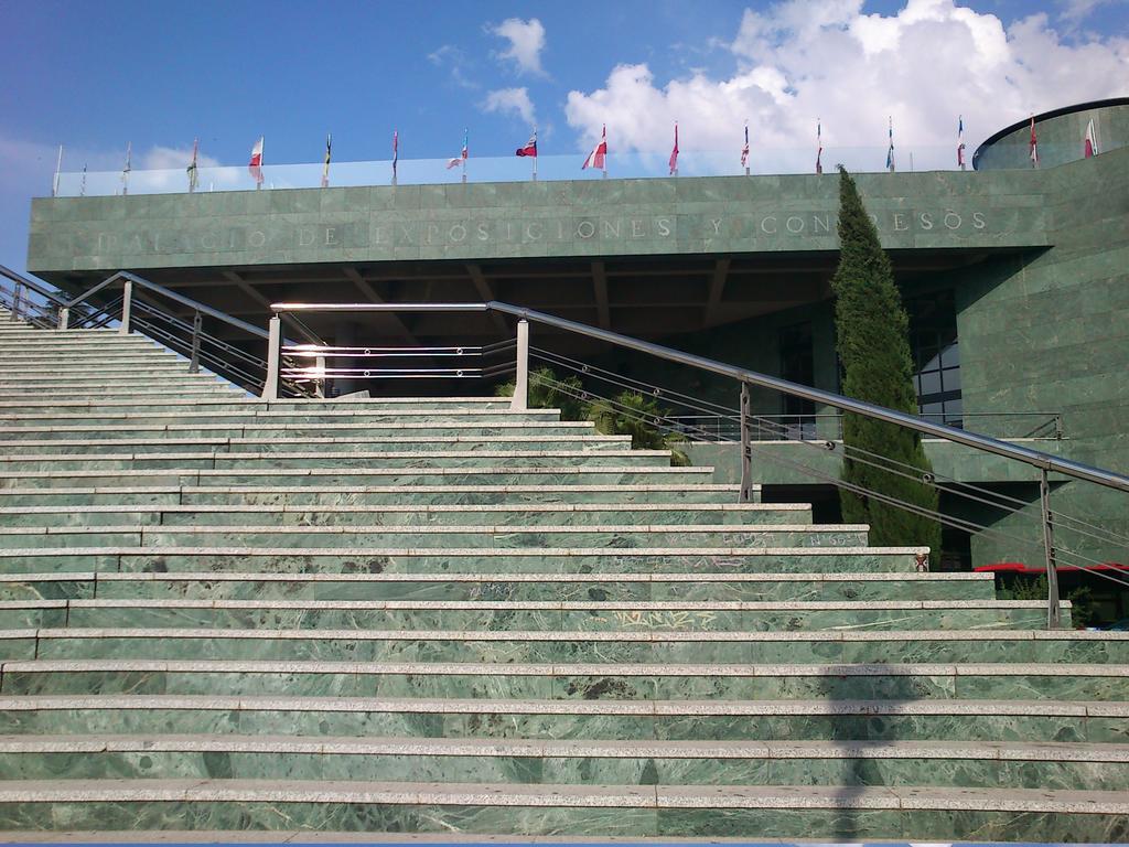 Confort By Congress Palace غرناطة الغرفة الصورة